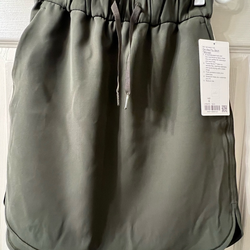 Lululemon Athletica Olive Skirt